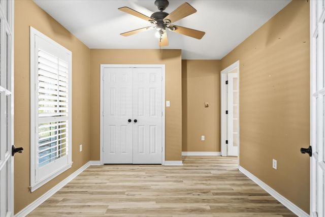 190 Westshore Drive, Wills Point, TX 75169