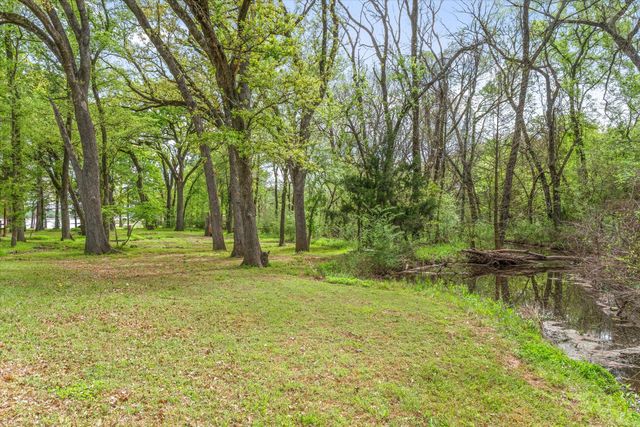 190 Westshore Drive, Wills Point, TX 75169