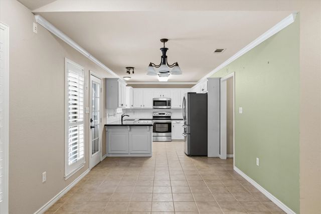 190 Westshore Drive, Wills Point, TX 75169