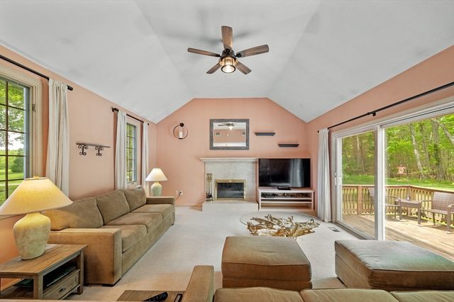 15 Darrell Dr., North Reading, MA 01864