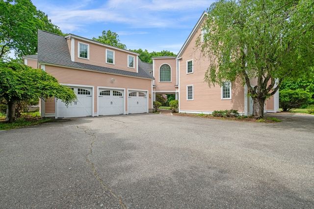 15 Darrell Dr., North Reading, MA 01864