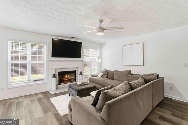 2800 General Lee Way, Buford, GA 30519