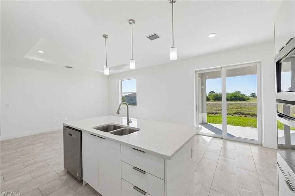 9006 S Castle CIR, LABELLE, FL 33935 — photo 4