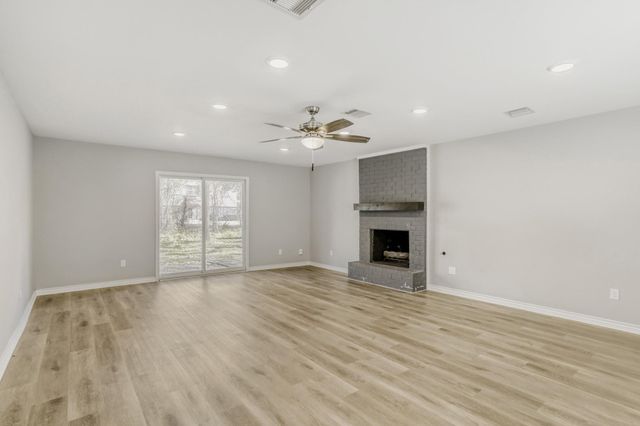 28943 Enchanted Drive, Shenandoah, TX 77381