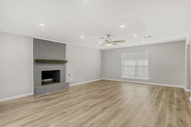 28943 Enchanted Drive, Shenandoah, TX 77381