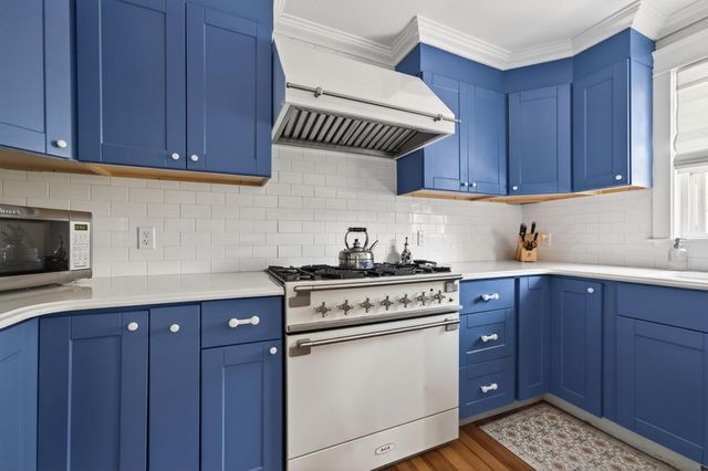 7 Verndale Circle, Bristol, RI 02809