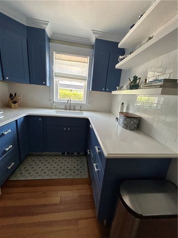 7 Verndale Circle, Bristol, RI 02809