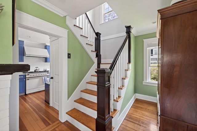 7 Verndale Circle, Bristol, RI 02809