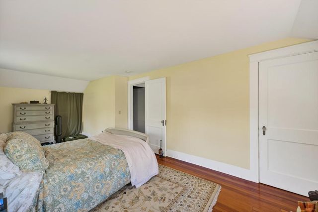 7 Verndale Circle, Bristol, RI 02809