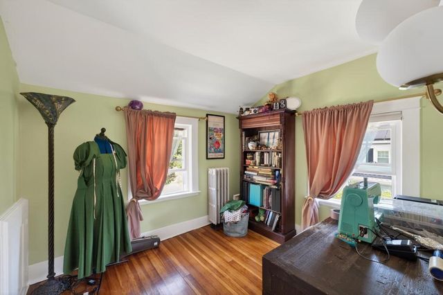 7 Verndale Circle, Bristol, RI 02809