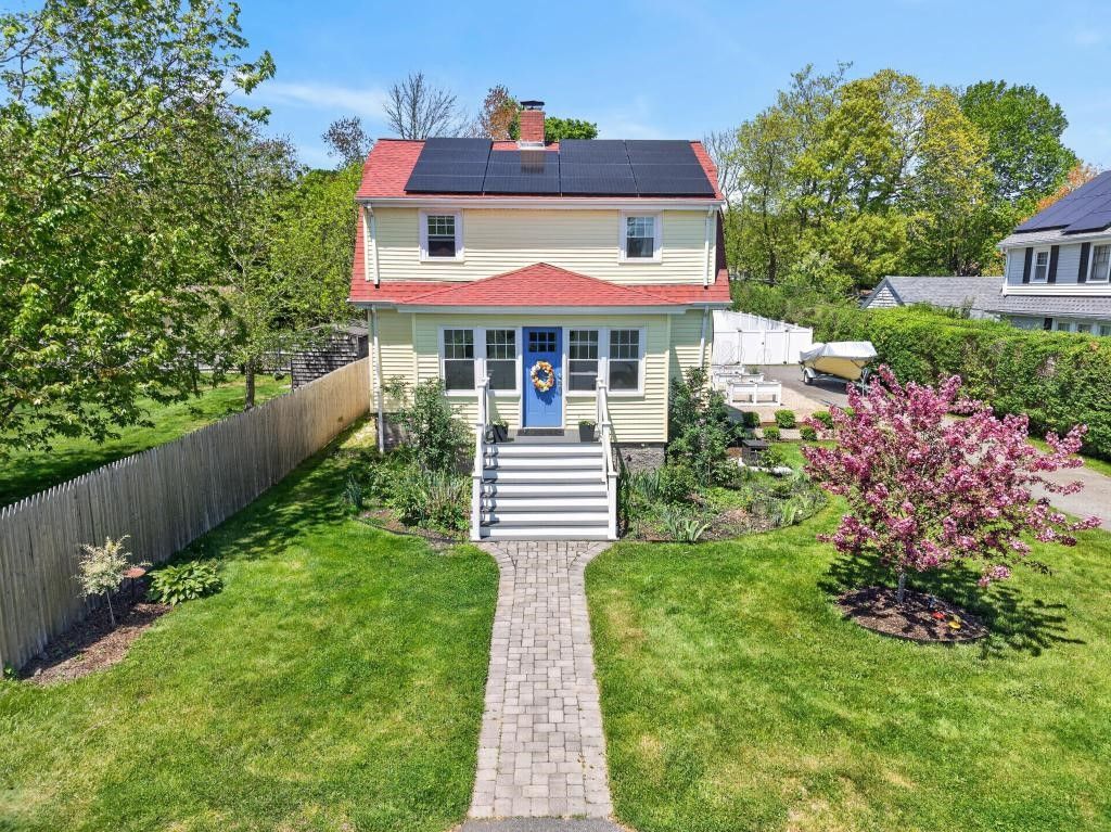 7 Verndale Circle, Bristol, RI 02809