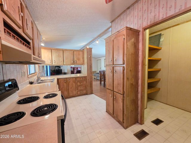 2233 E BEHREND Drive 51, Phoenix, AZ 85024