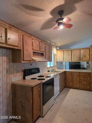 2233 E BEHREND Drive 51, Phoenix, AZ 85024