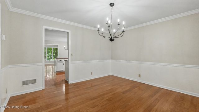 306 Long Run Rd, Louisville, KY 40245