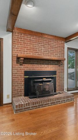 306 Long Run Rd, Louisville, KY 40245