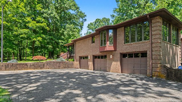 306 Long Run Rd, Louisville, KY 40245