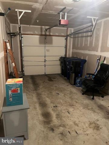 1802 NATHAN DR, Cinnaminson, NJ 08077