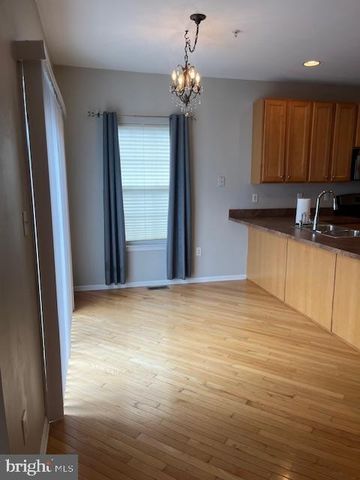 1802 NATHAN DR, Cinnaminson, NJ 08077