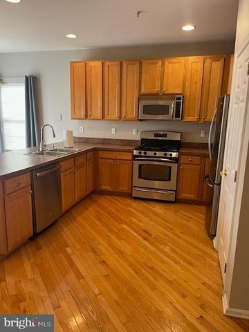 1802 NATHAN DR, Cinnaminson, NJ 08077