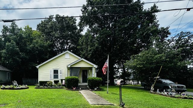 400 Ray St, Shelbyville, TN 37160