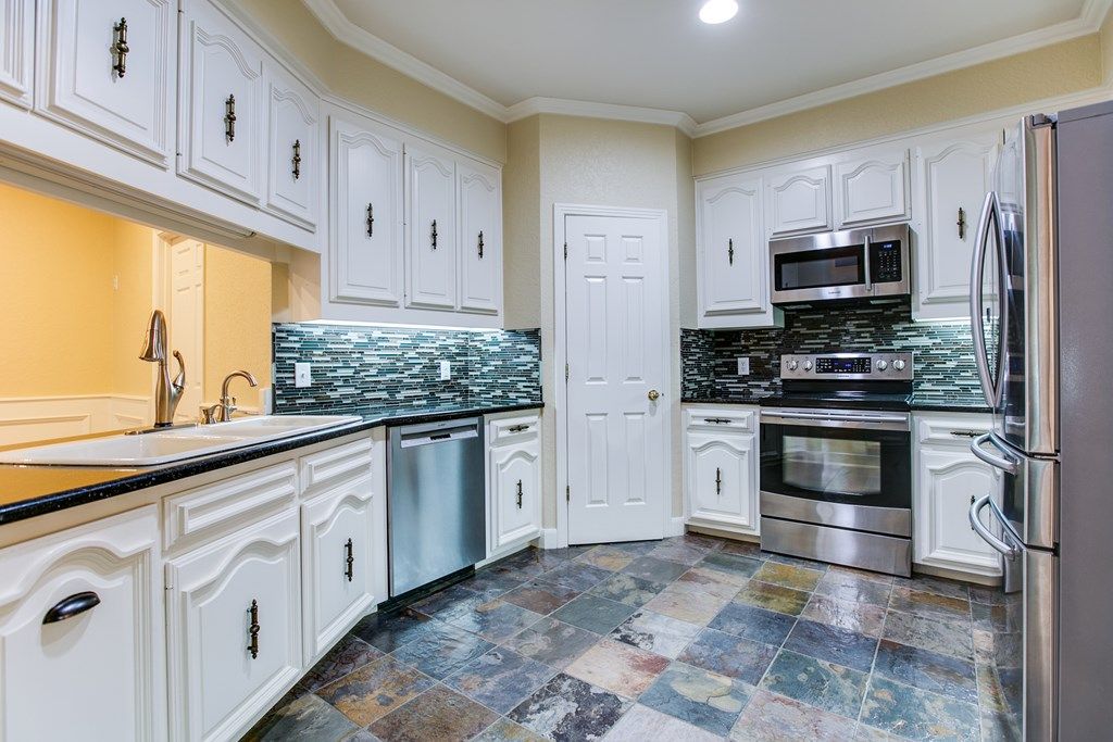 Image 10 of property listing at 5114 Fairway Dr, San Angelo, TX 76904