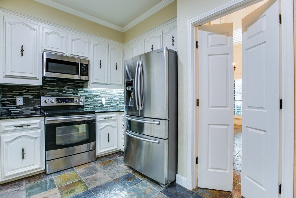 Image 12 of property listing at 5114 Fairway Dr, San Angelo, TX 76904