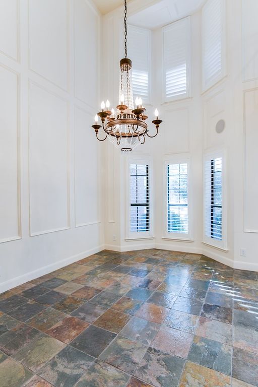 Image 14 of property listing at 5114 Fairway Dr, San Angelo, TX 76904