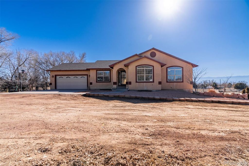 330 7th Street, Penrose, CO 81240