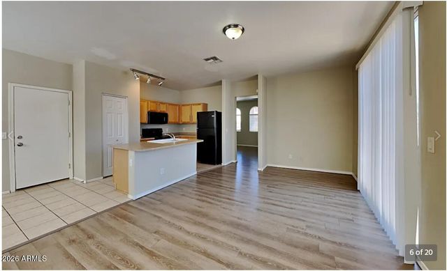 1515 E SHERATON Lane, Phoenix, AZ 85040