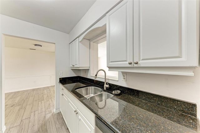 2544 ORSOVA WAY, Sarasota, FL 34231