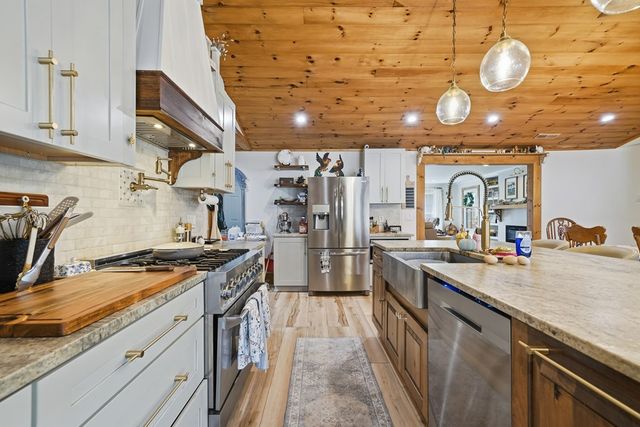 34 Bodie Road, Talking Rock, GA 30175