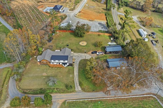 34 Bodie Road, Talking Rock, GA 30175