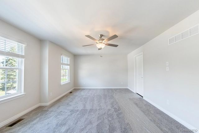 5 Grandview Circle 70, White Lake Charter Township, MI 48386