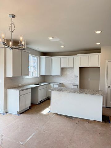 5 Grandview Circle 70, White Lake Charter Township, MI 48386