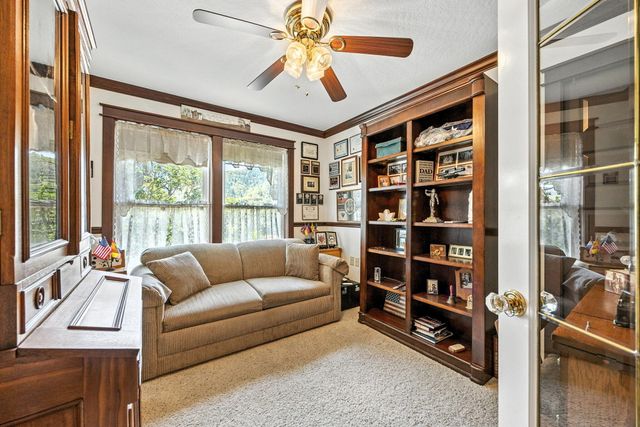 127 Fourth Avenue, Gold Hill, OR 97525