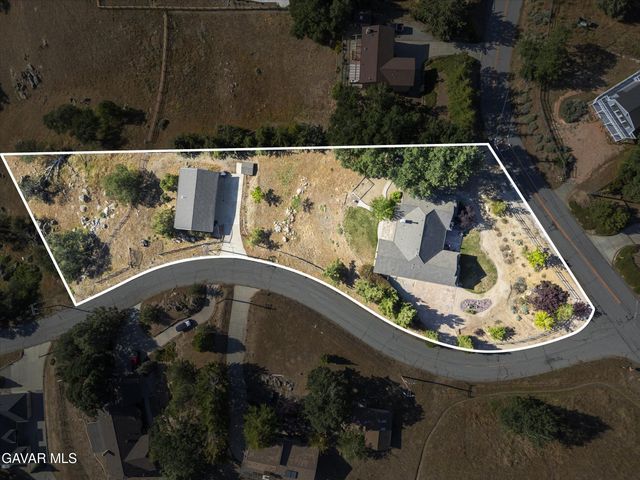 27021 Barkes Way, Tehachapi, CA 93561