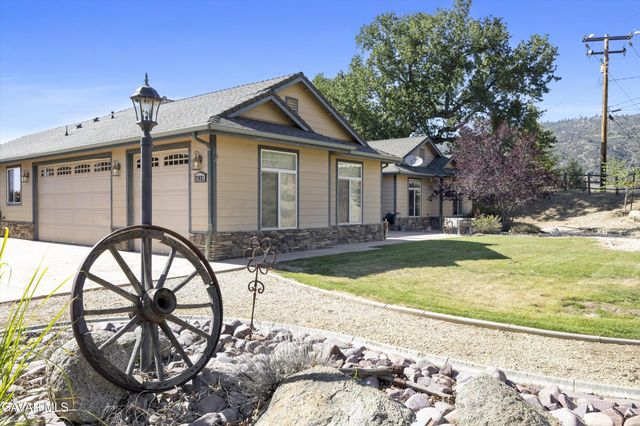 27021 Barkes Way, Tehachapi, CA 93561