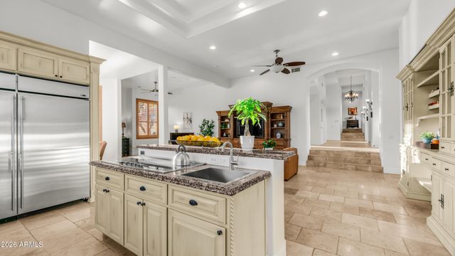 1744 E DESERT WILLOW Drive, Phoenix, AZ 85048