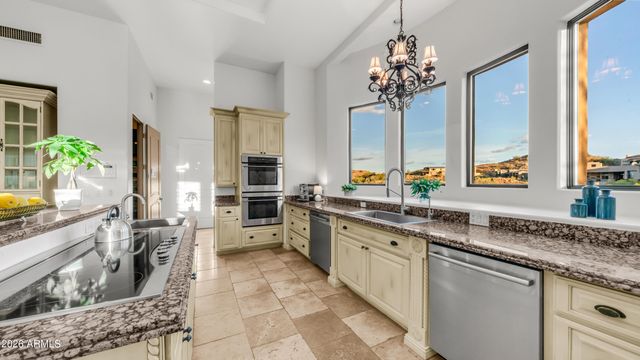 1744 E DESERT WILLOW Drive, Phoenix, AZ 85048