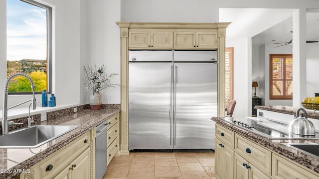 1744 E DESERT WILLOW Drive, Phoenix, AZ 85048