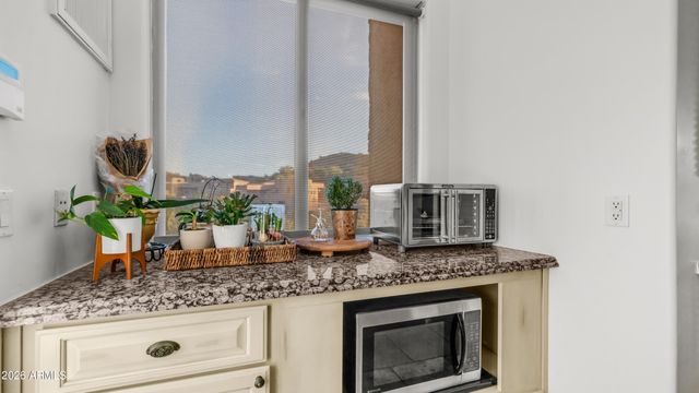 1744 E DESERT WILLOW Drive, Phoenix, AZ 85048