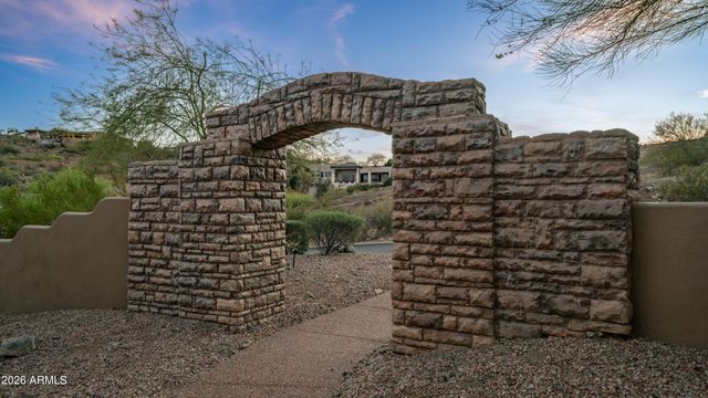 1744 E DESERT WILLOW Drive, Phoenix, AZ 85048
