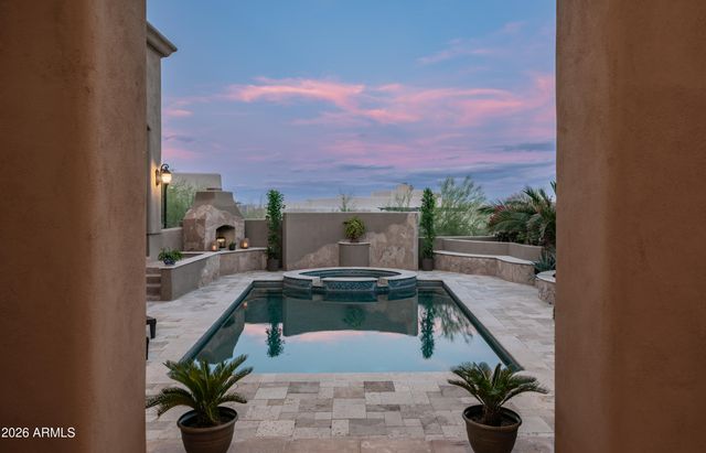 1744 E DESERT WILLOW Drive, Phoenix, AZ 85048