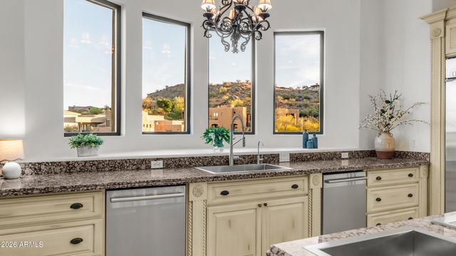 1744 E DESERT WILLOW Drive, Phoenix, AZ 85048