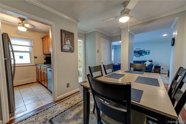 86 Cardinal Lane 2A, Islip, NY 11751