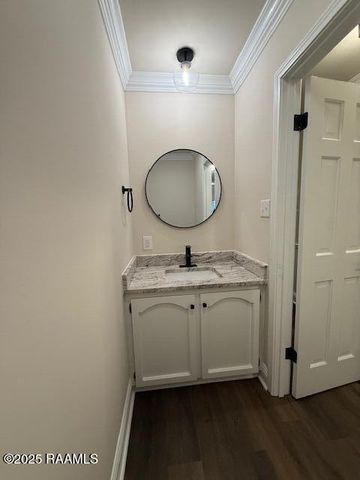 112 Thorn Drive, Youngsville, LA 70592