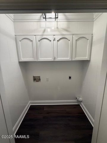 112 Thorn Drive, Youngsville, LA 70592