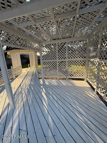 112 Thorn Drive, Youngsville, LA 70592