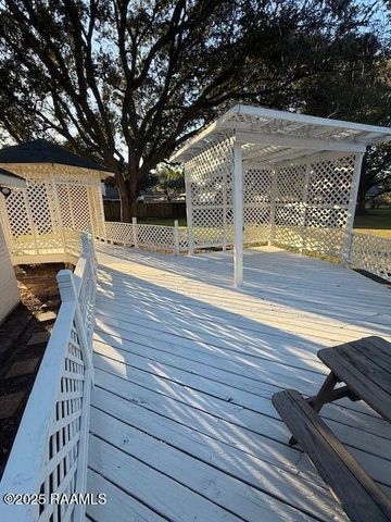 112 Thorn Drive, Youngsville, LA 70592