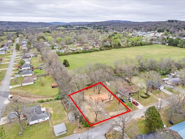 126 Pleasant Street, West Fork, AR 72774